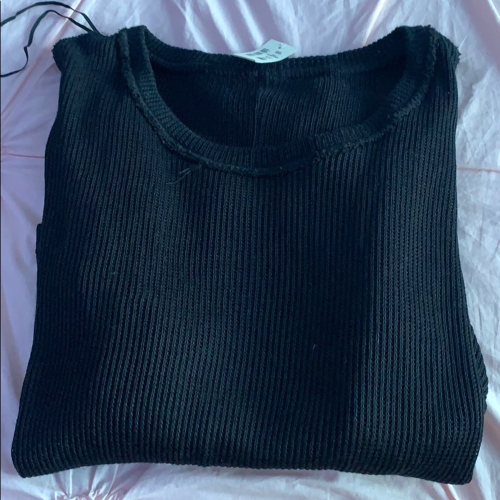 black sweater long sleeve